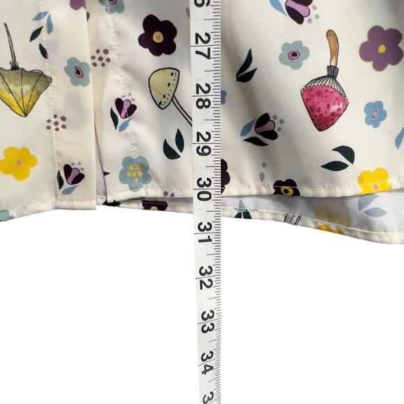 Eloquii Blouse Size 26 White Multicolor Mushroom Flower Button Up Whimsical Top - Picture 8 of 11